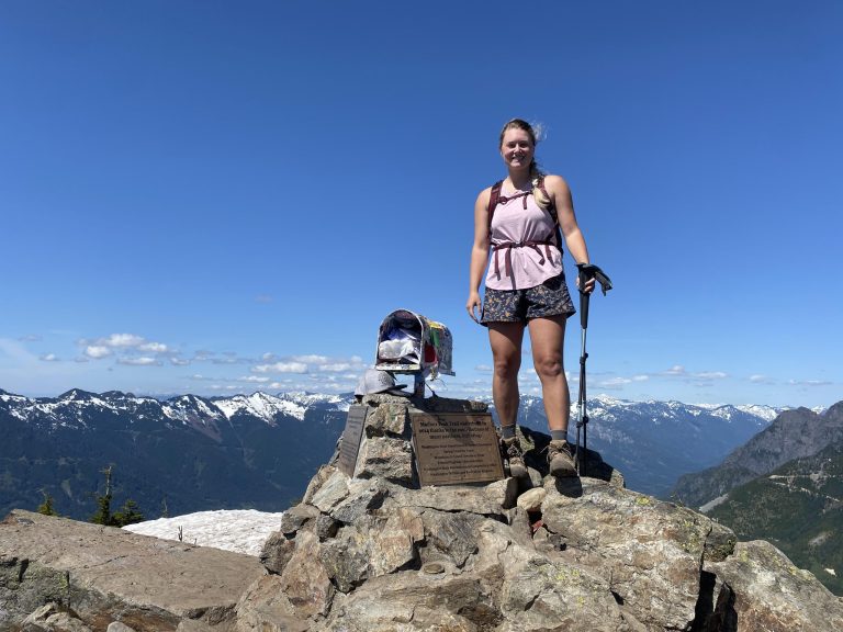 Hiking Mailbox Peak in Tanner, Washington