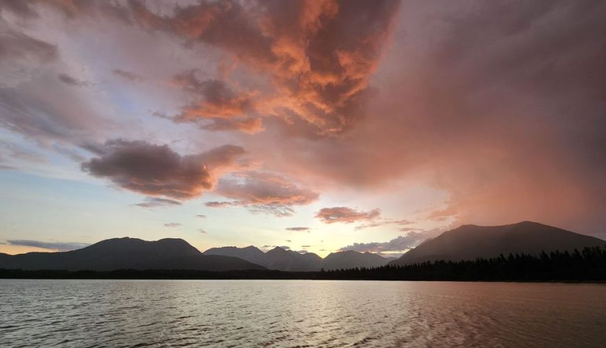 Yacht Charter Alaska: 7 Tips to Plan a Private Trip You’ll Never Forget