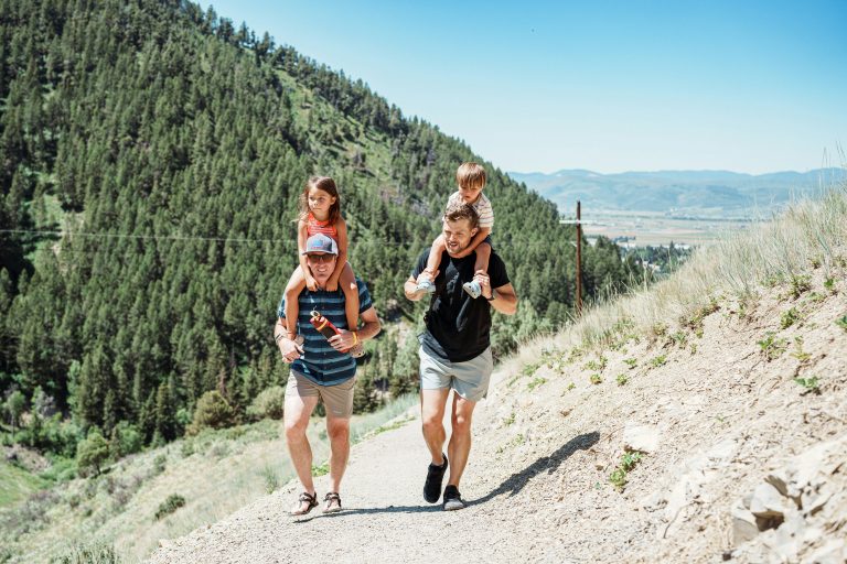 father and son hiking tour for fathers day gifts for outdoorsy dad