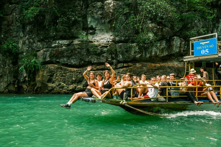 group boat tour of beginner adventure travelers